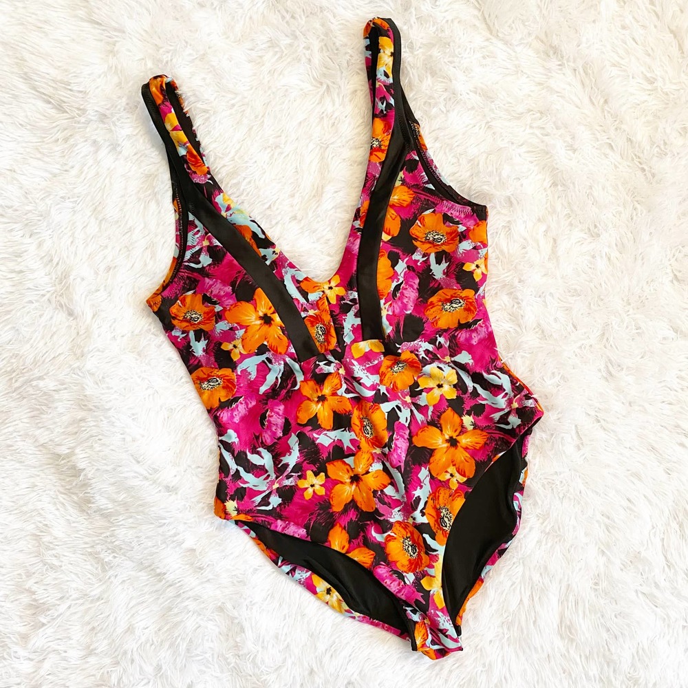 SUNPROOF BY WEATHERPROOF FLORAL ONE PIECE SWIMSUIT NWOT 11